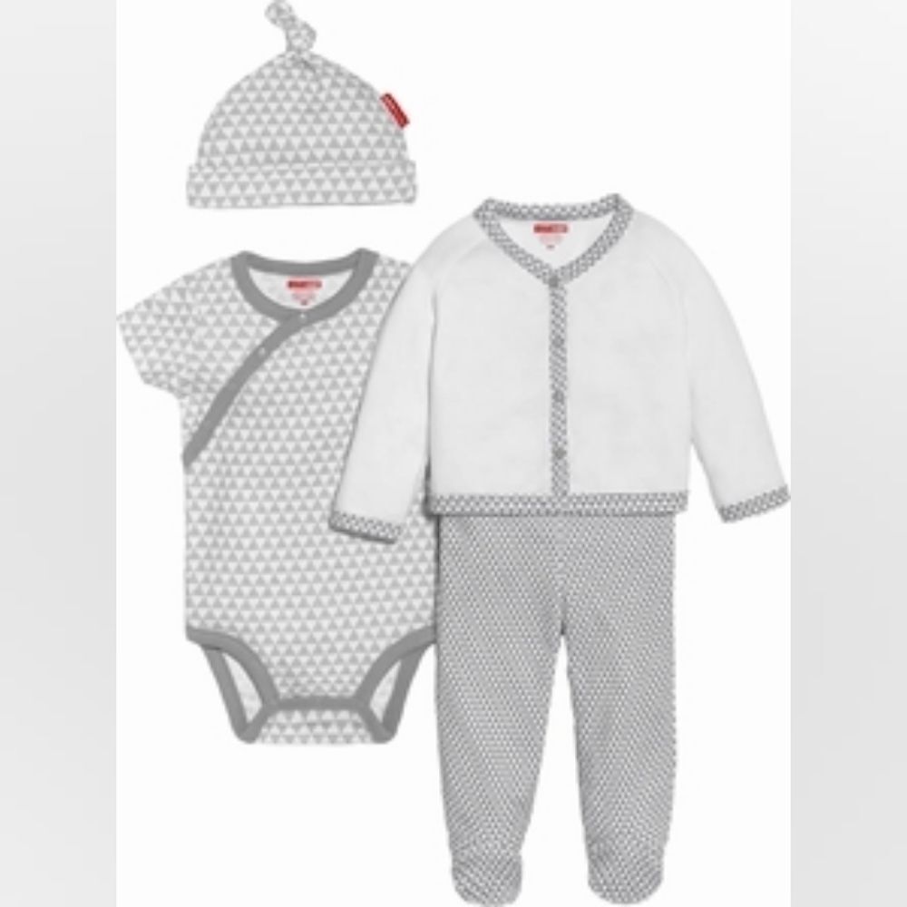SKIP Hop | Petite Triangles 4-Piece Welcome Home Set